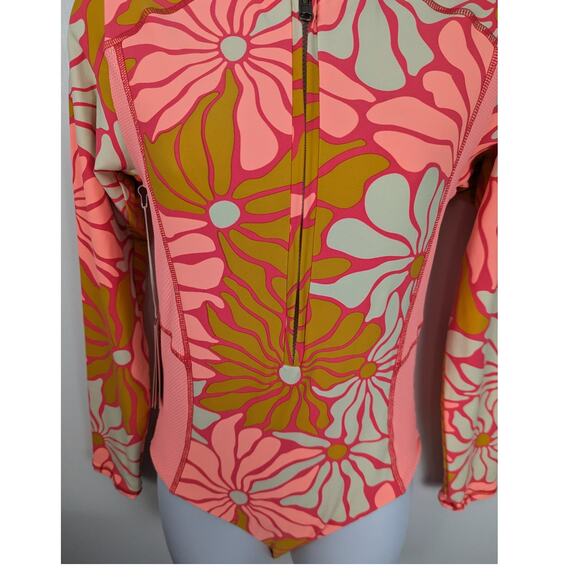 Maaji Dali Flowers Triton Surf Swimsuit 1 Piece Long Sleeve Reversible M New - Picture 9 of 9
